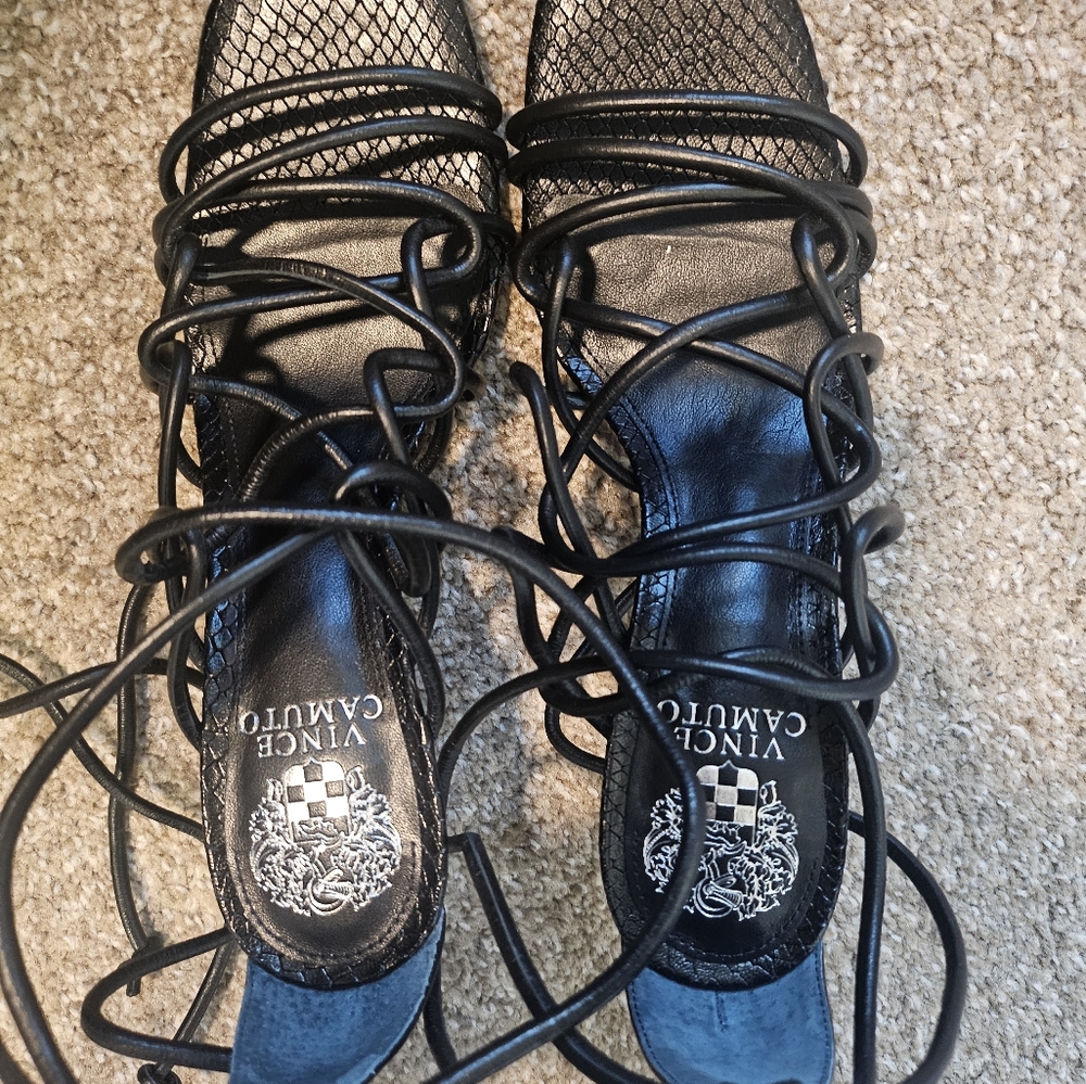 Black Vince Camuto 7.5